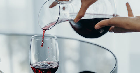 Dekantering af Vin: Hvornår og Hvorfor?